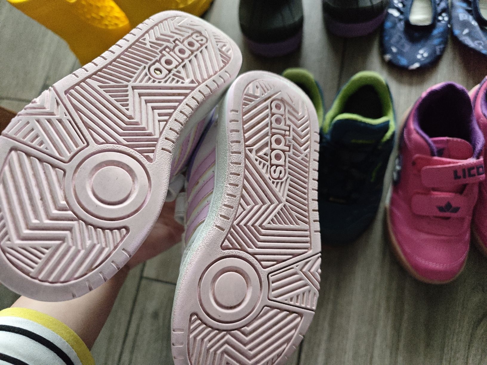 Scarpe per ragazze: Schuhe Mädchen Gr.28 – Usato da Egerkingen venduto da Skorpion.ch 5