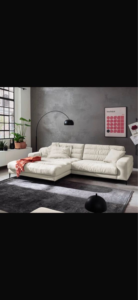 Divani: NEU Sofa zu verkaufen – Nuovo (secondo la descrizione) da Zwillikon venduto da cam_vnz7