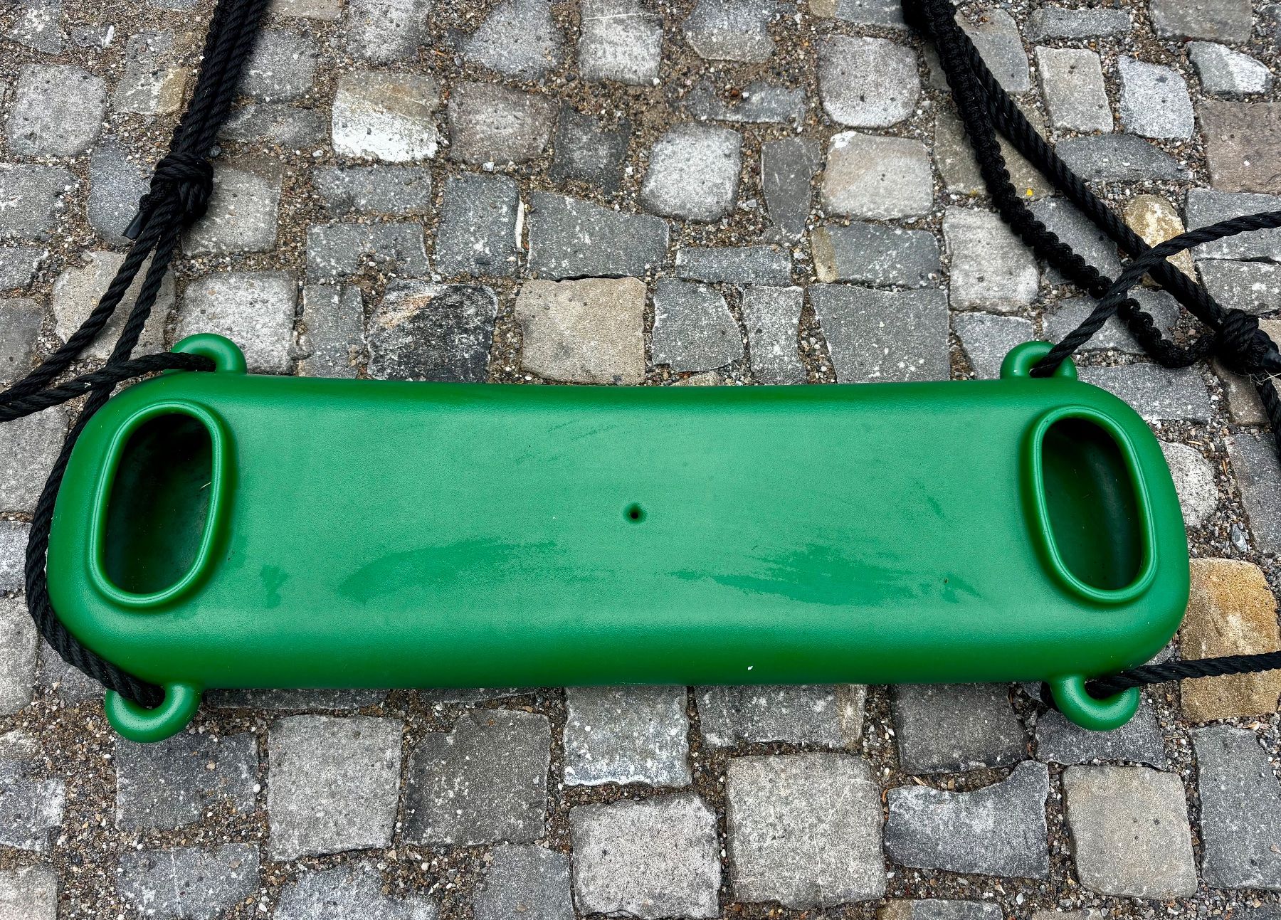Altre altalene da giardino: Bepflanzbare grüne Schaukel Design – Usato da Zürich venduto da Letzi-Kiosk