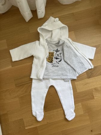 Neugeborenes 3-teiliges Set weiß mit Hoodie-Print