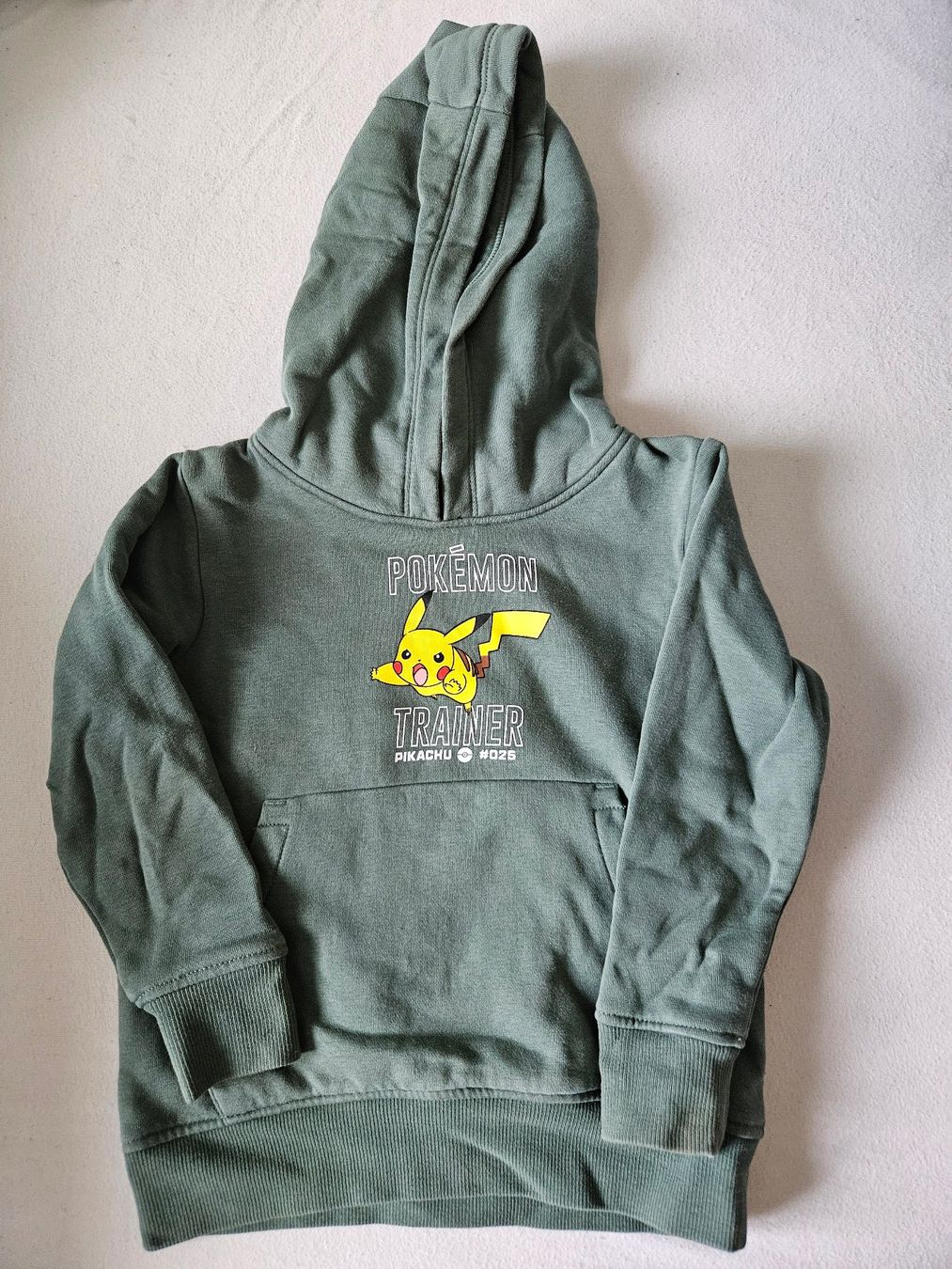 Next Maglioni & Felpe: Pokemon Pikachu Kapuzen Pullover Pulli Gr. 104 NEXT – Usato da Unterengstringen venduto da saraman