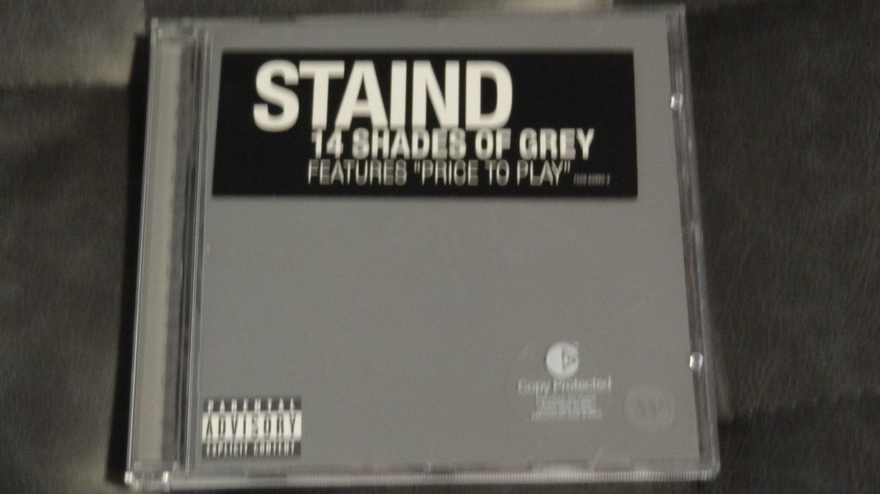 CD: Staind - 14 Shades of Grey CD – Usato da Olten venduto da Disc-Verkauf