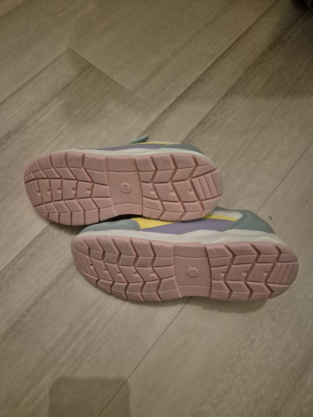 Dosenbach Scarpe per ragazze: Turnschuhe Gr. 34 – Usato da Stansstad venduto da Kyra014 2