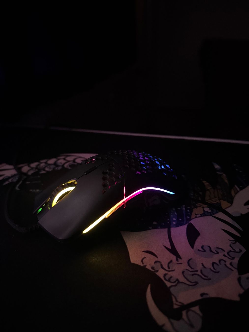 Maus: Glorious Model O Gaming Maus mattschwarz gebraucht – Gebraucht aus Bern von Timo.vw 1