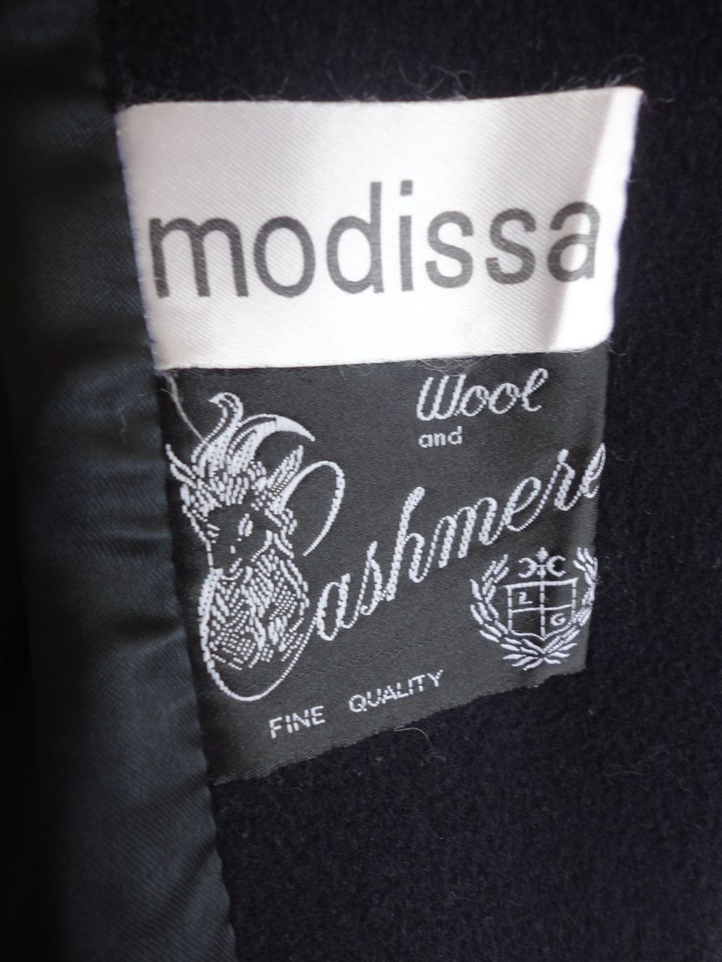 Modissa Manteaux: Dunkelblauer Wintermantel Gr. 38/40 – D'occasion à Birmensdorf ZH par res_wh2b 2