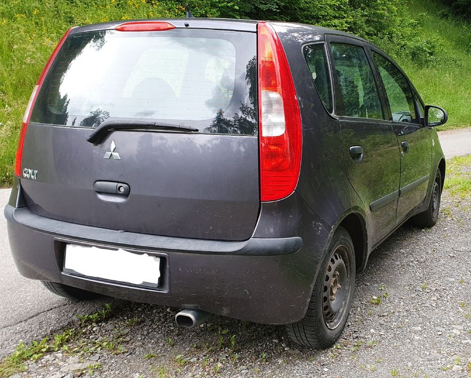 Mitsubishi Automobili: Mitsubishi Colt 1.3 16v - Klima - 5 Turen - B04 – Usato da Val D Illiez venduto da SnowRoof 1