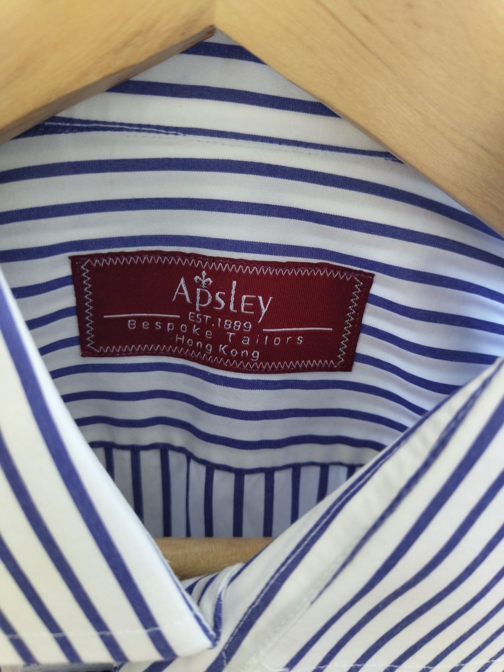 Hemden: Apsley Herrenhemd gestreift Gr. L Top Zustand – Gebraucht aus Glattbrugg von Ata-M 2