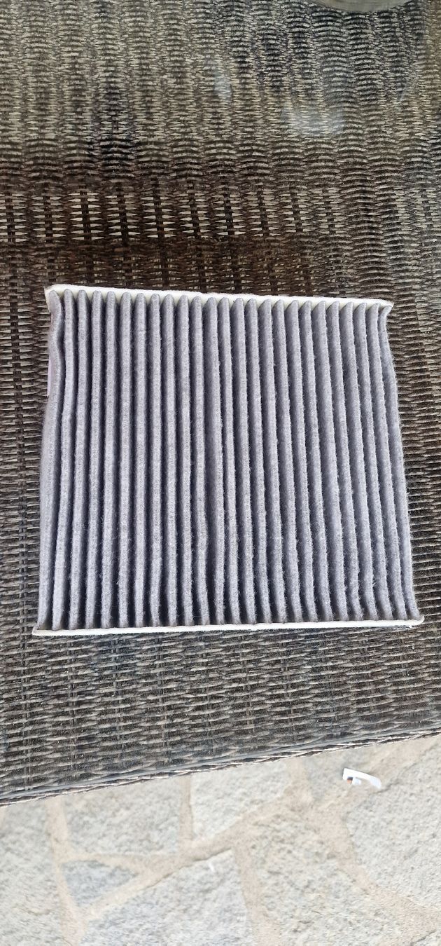 Audi Tutti pezzi di ricambio auto: Filtre Habitacle Audi Mahle – Nuovo (secondo la descrizione) da Vernier venduto da dyl_8v8k 3
