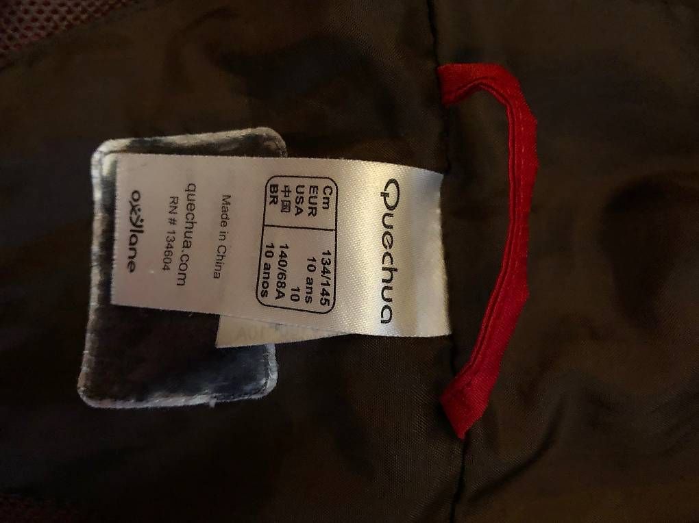 Decathlon Jacken: Veste type Kway - Quechua t.140 – Gebraucht aus Sierre von babibouchette01 1