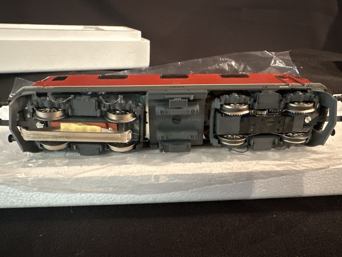 Hag Modellini di ferrovie: HAG Lokomotive Re 4/4 – Usato da Russikon venduto da Pedro20 3