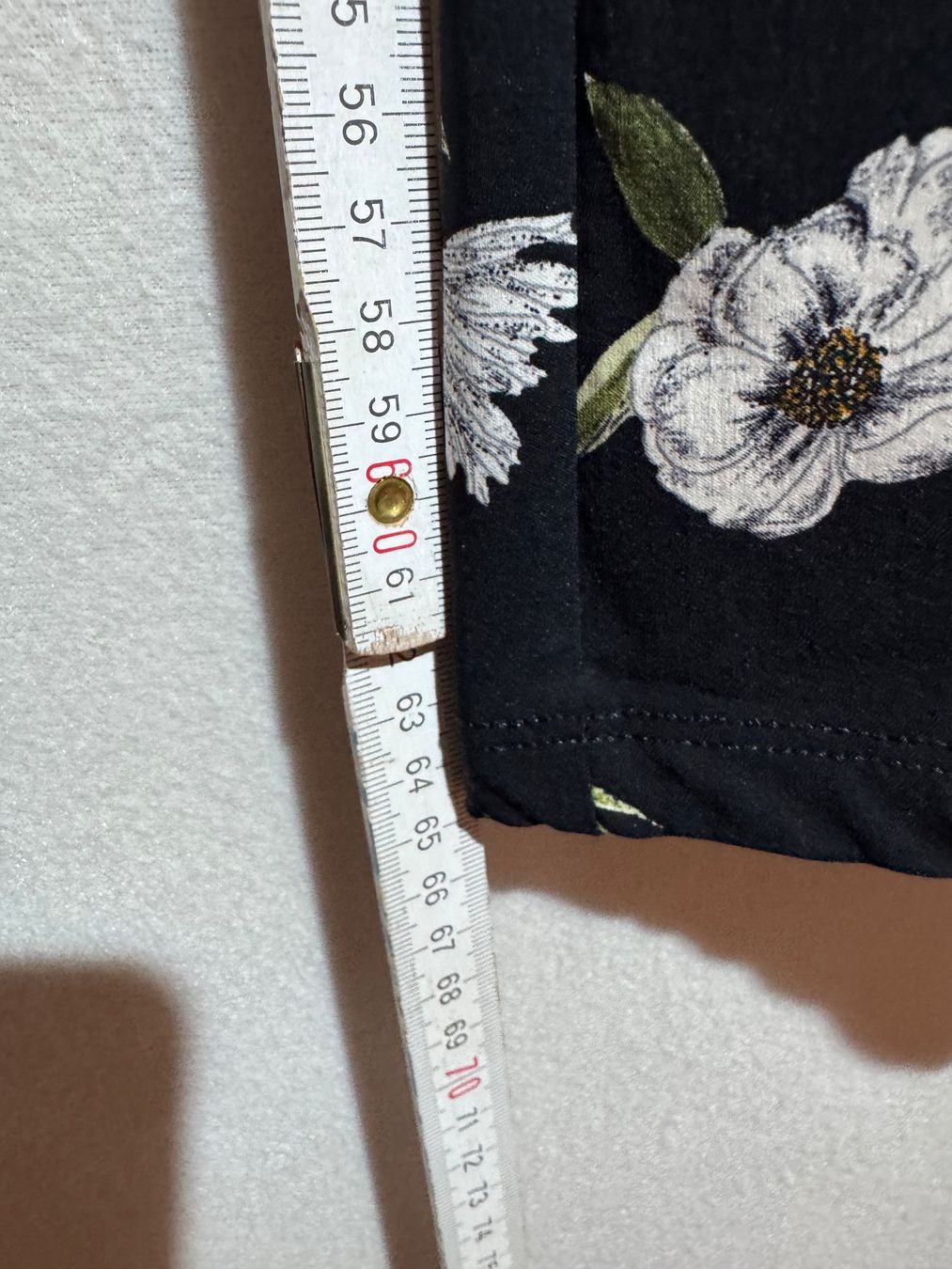 Pantaloni: Schöne geblümte  Hose Gr. S – Usato da Grosswangen venduto da second_hand_dress 7