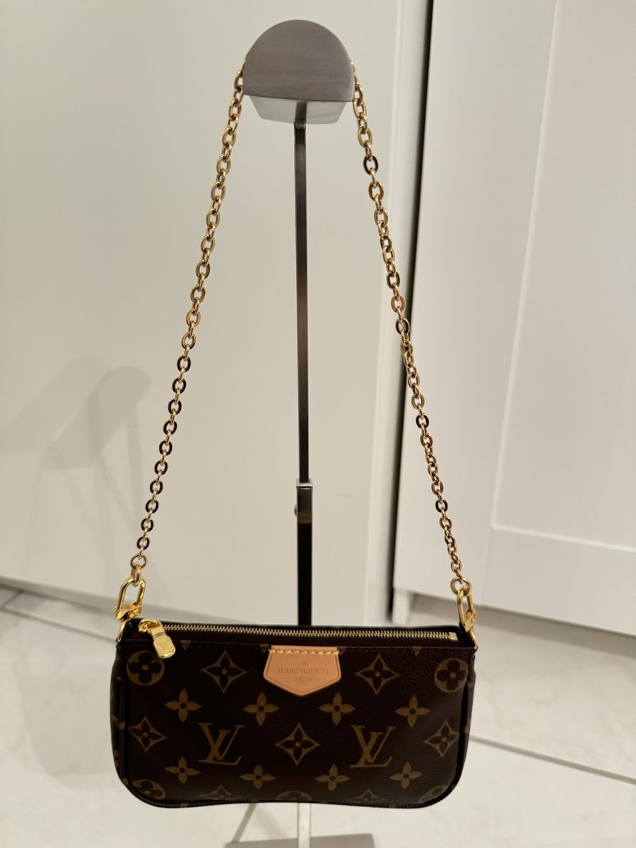 Louis Vuitton Taschen: Ab 1 Louis Vuitton Pochette der Multi Pochette Accessoires – Gebraucht aus Bern von