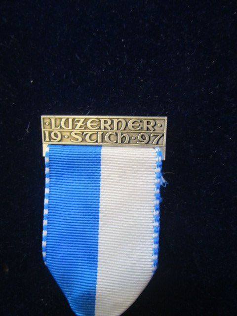 Medaglie: Luzerner Stich 1997 emailliertes Gemeindewappen Ettiswil – Nuovo (secondo la descrizione) da Luzern venduto da Horoskop1 2