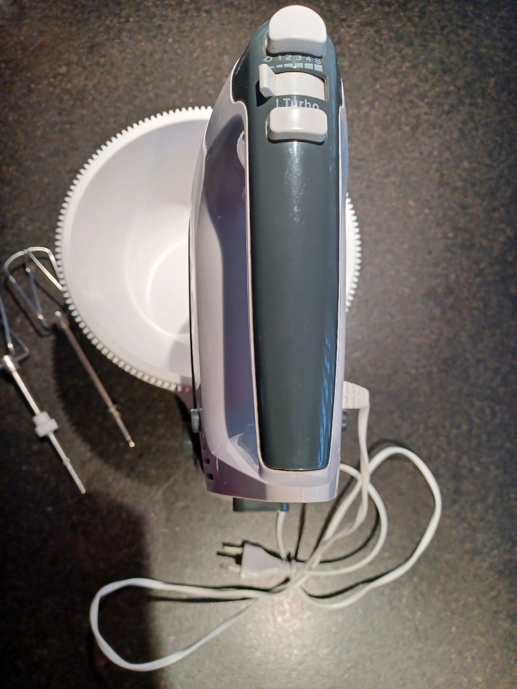 SilverCrest Elettrodomestici da cucina: Batteur electrique – Usato da Soyhières venduto da 5jm_5czl 2