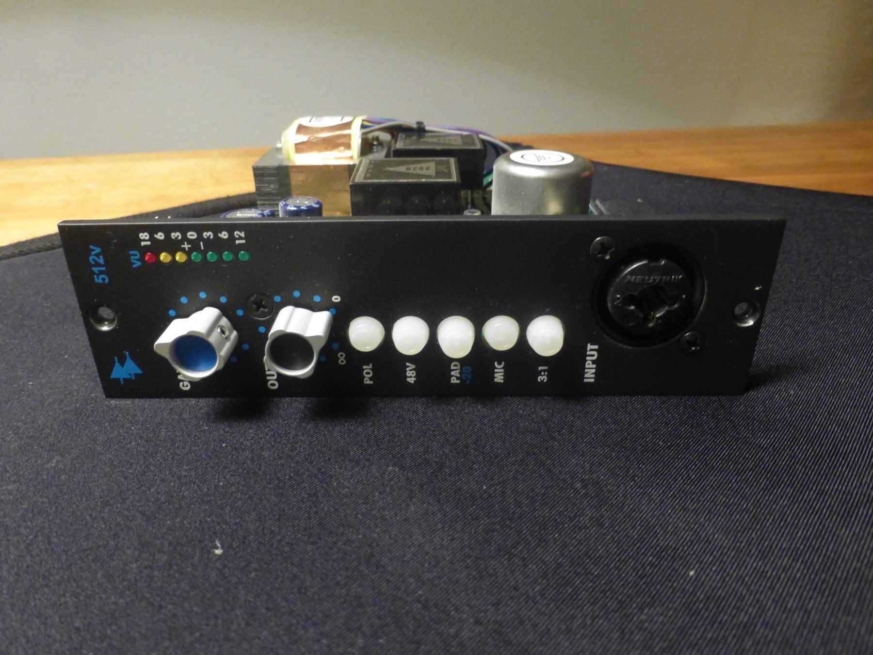Amplificateurs: API 512V Preamp API 500 Format – D'occasion à Zumikon par psisound 1