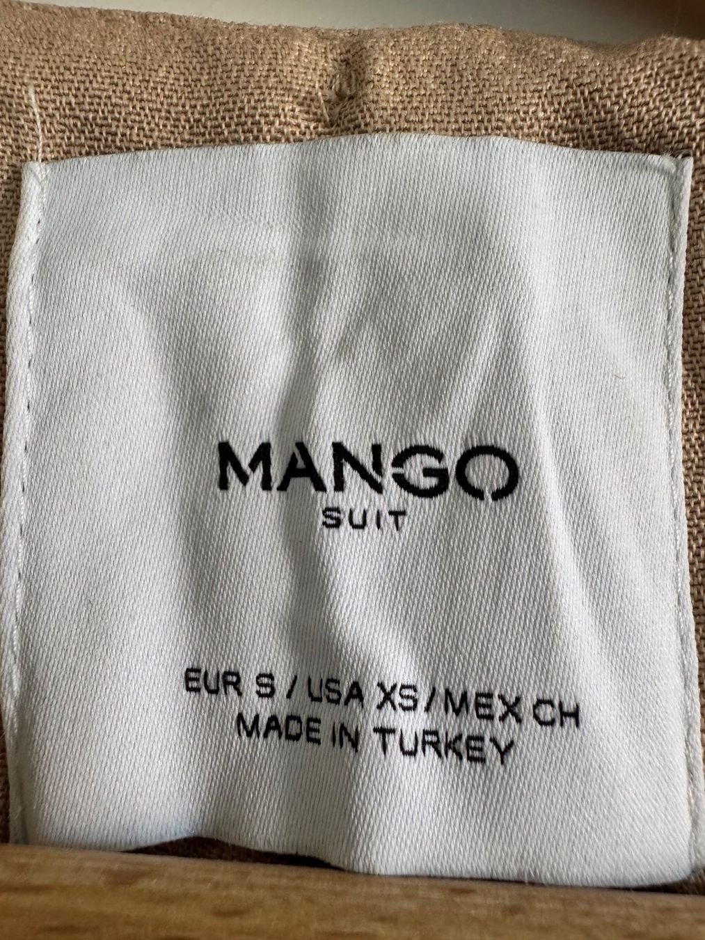 Mango Giacche: Mango Übergangsjacke beige Gr. S Cardigan – Usato da St. Gallen venduto da nikolasbong 2