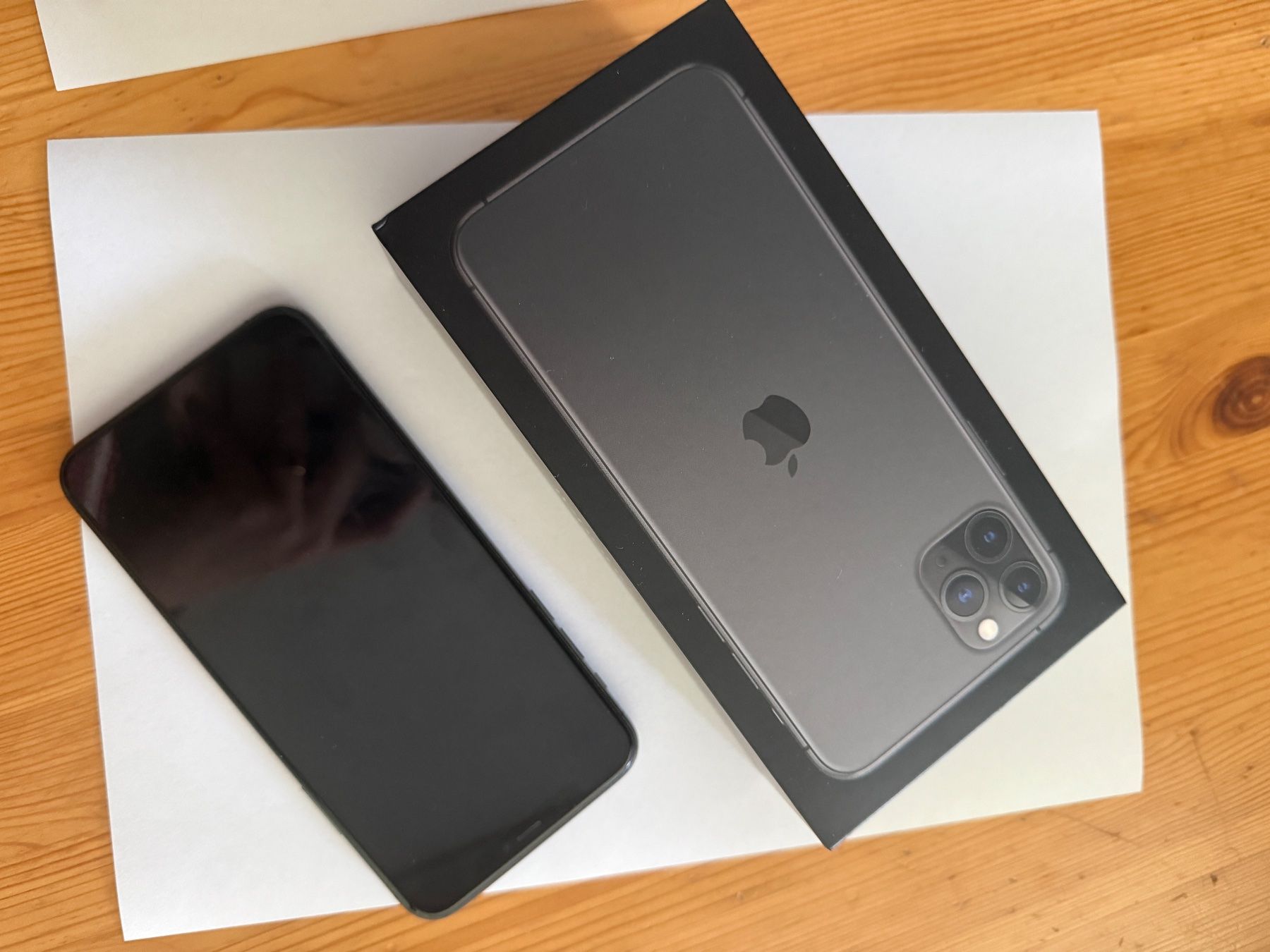 Apple Handys / Smartphones: iPhone 11 Pro Max 256 GB Space Grau- Topzustand, mit OVP – Gebraucht aus Aesch ZH von derstuder
