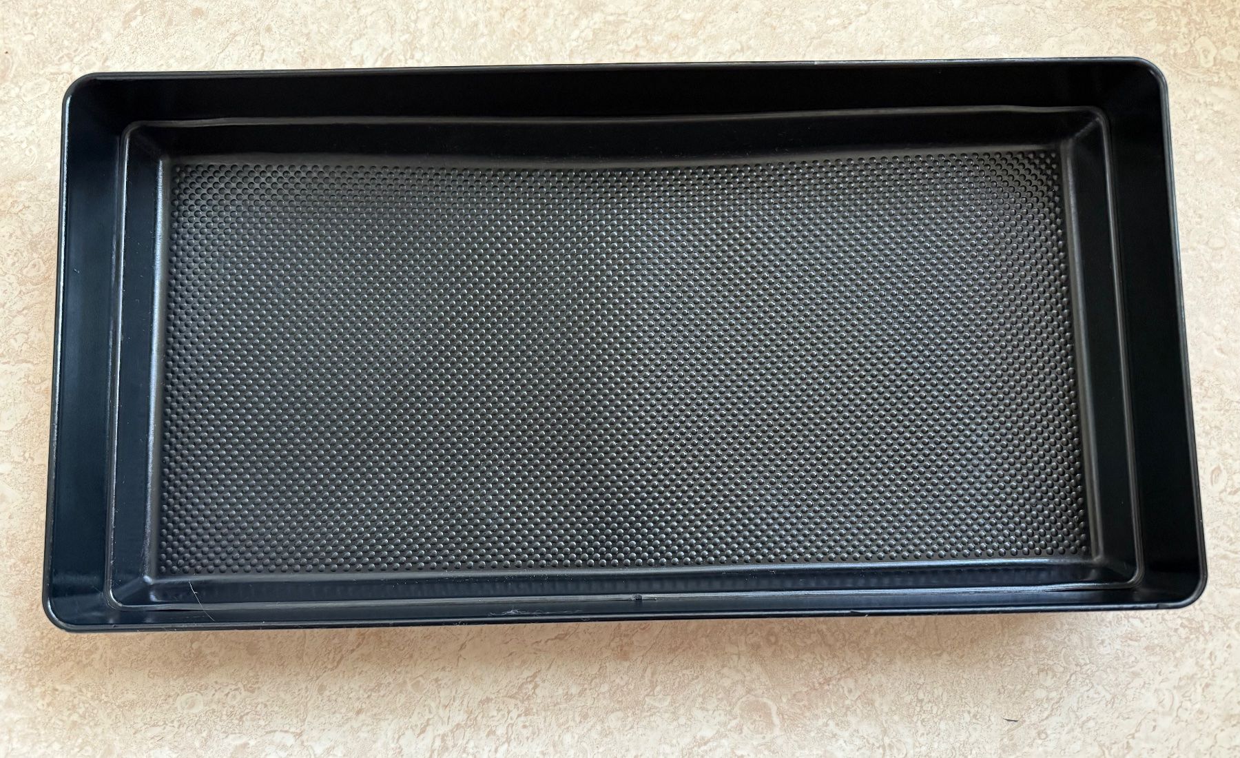 VW Tutti i ricambio: VW T4 Ablagefach hinter Back to Back Sitz – Usato da Altendorf venduto da Elenaneagu22 1