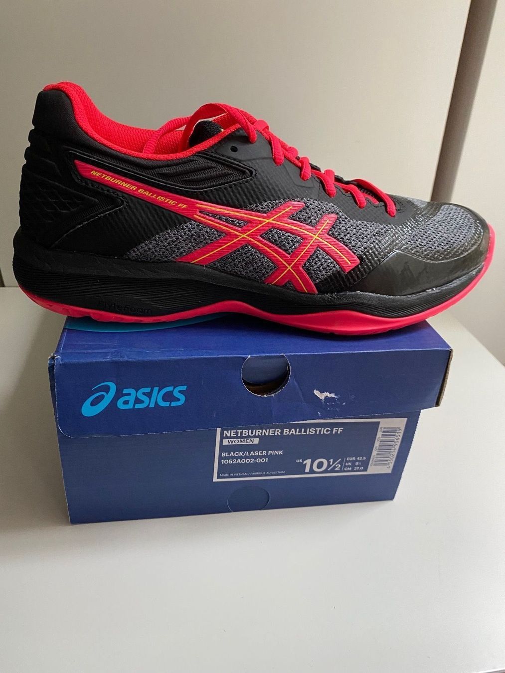 Asics Damenschuhe: ASICS NETBURNER BALLISTIC FF Volley 42.5 – Neu und originalverpackt aus Luzern von falena01 9