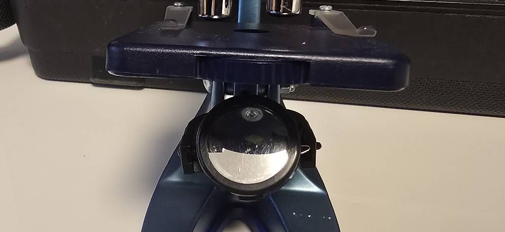 Spielzeuge: Coffret microscope avec nombreux accessoires – Gebraucht aus Plan-les-Ouates von Hornet_18 2