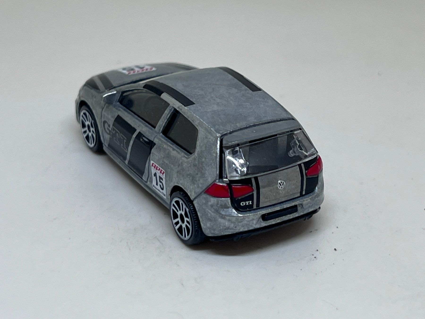 Majorette Modellini d'auto: Majorette VW Golf GTI #379 – Usato da Wildegg venduto da LaaBoutique 2