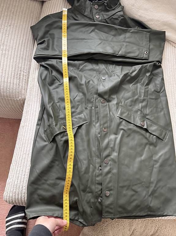 Vestes: Regenjacke Rains – D'occasion à Zürich par Angela_Chloe 2