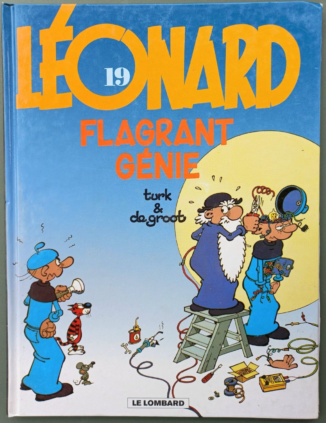 Fumetti: BD Comic - Léonard 19 - Flagrant génie – Usato da Niederuzwil venduto da lubimaja