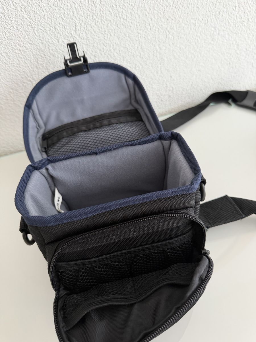 Sacs: Kameratasche – Neuf (Voir description) à Hasle LU par a-gaemperle 1