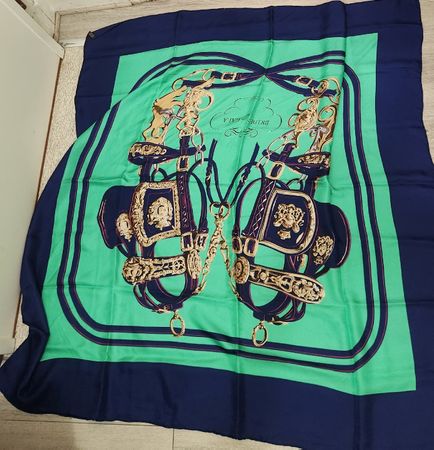 Foulard en soie femme Brides de Gala vert et bleu