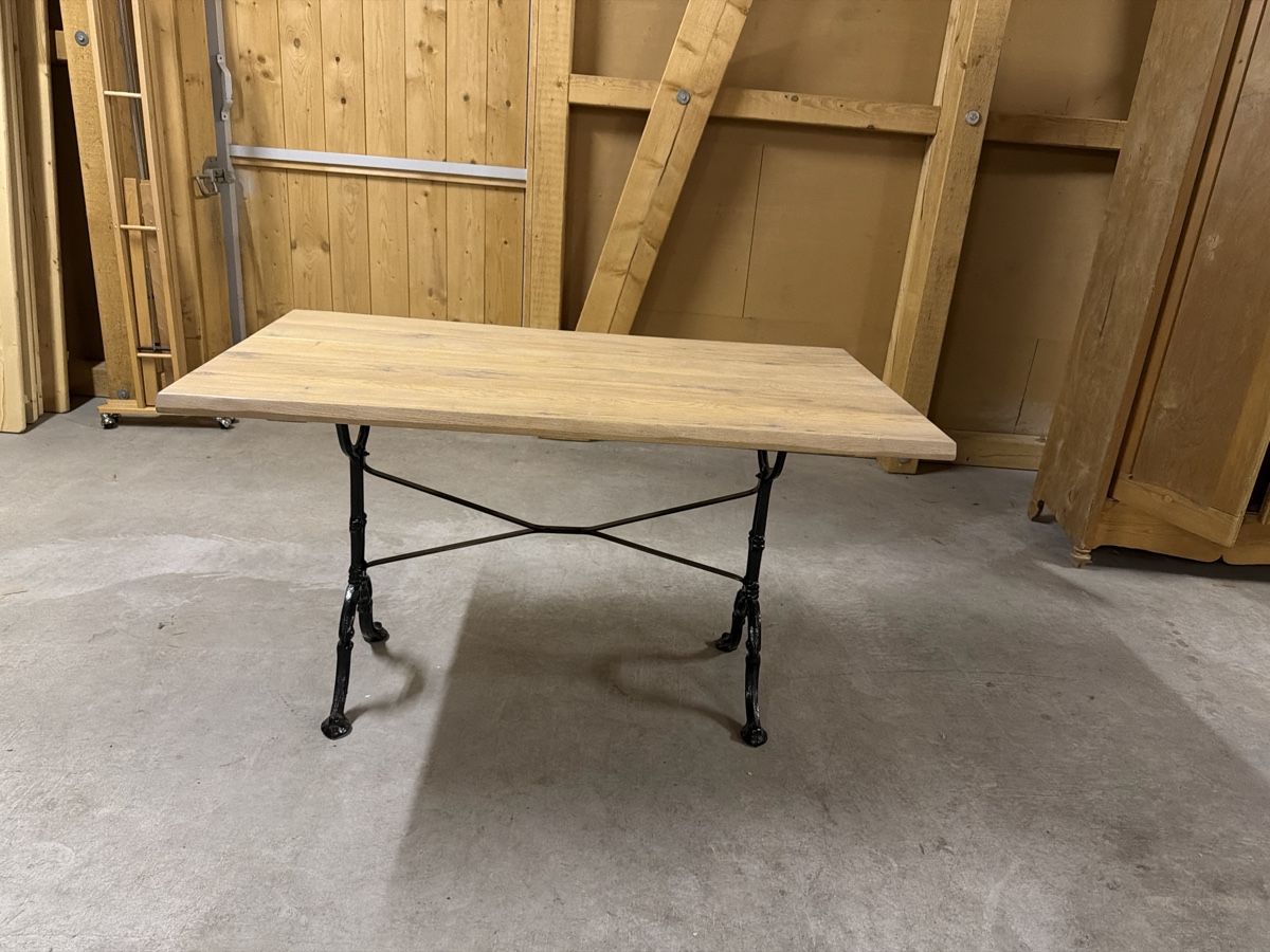 Tische: Holztisch – Gebraucht aus Aathal-Seegräben von Pflip 1