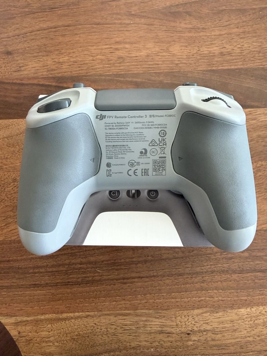 DJI Fernsteuerungen: DJI FPV remote 3 controller – Gebraucht aus Emmen von ViktorLu 3