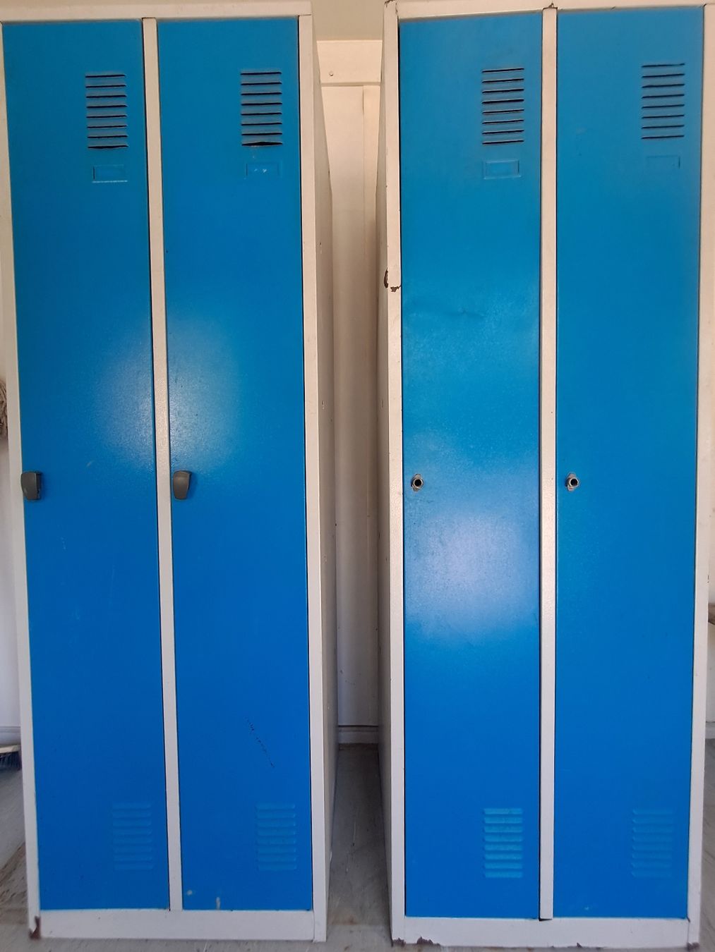 Garderobe: Spintkasten – Gebraucht aus Zufikon von fur_5f2l