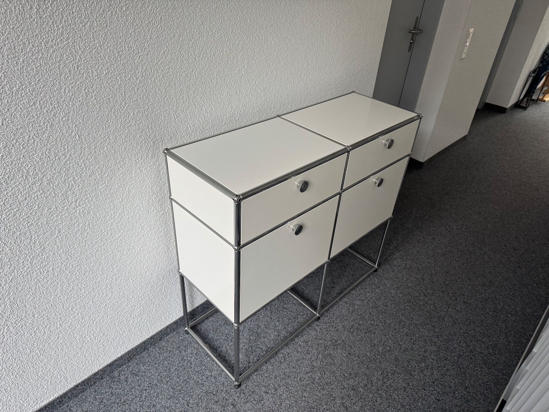 USM Cassettiere: Usm herzige Sideboard weiss Lieferung  Gratis – Usato da Thun venduto da altstadt-thun 2