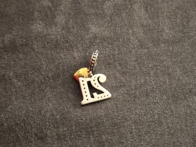 Ciondoli: Silber Charm Zahl 21 +Garantie – Nuovo (secondo la descrizione) da Rotkreuz venduto da Carbone_Bijou-Shop 2