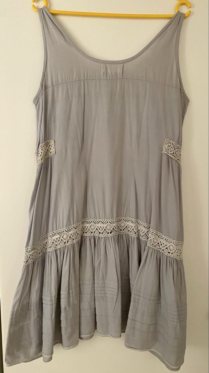 Vestiti: KLEID SOMMER – Usato da Eglisau venduto da Lara0 1