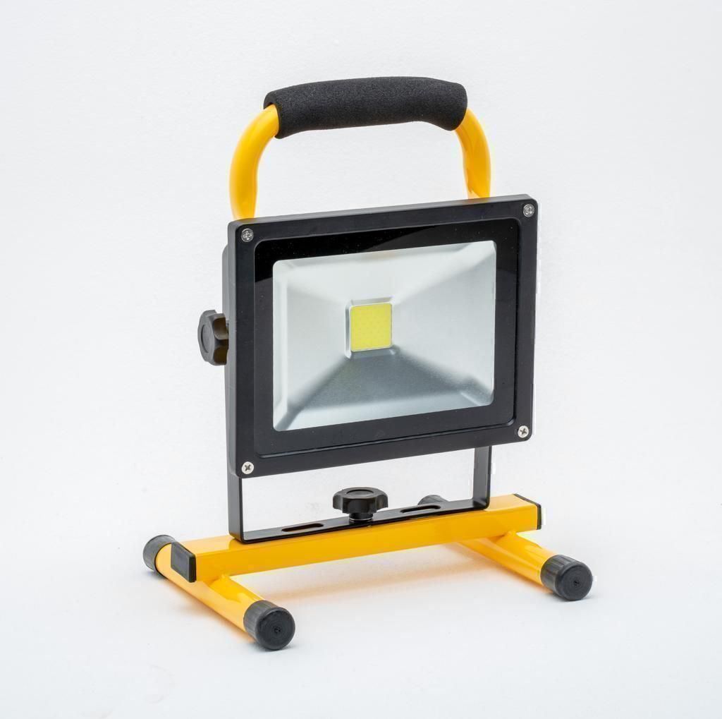 Lampade: Akku LED Scheinwerfer – Nuovo e nell'imballaggio originale da Zürich venduto da Elektro-Material 1
