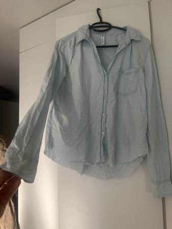 Zara Jeanshemd hellblau, Gr. M, neuwertig für den Sommer!