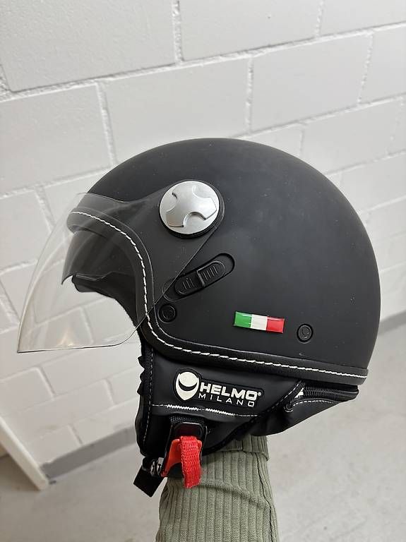 Casques & visières: Helmo Milano – D'occasion à Volketswil par sara_4