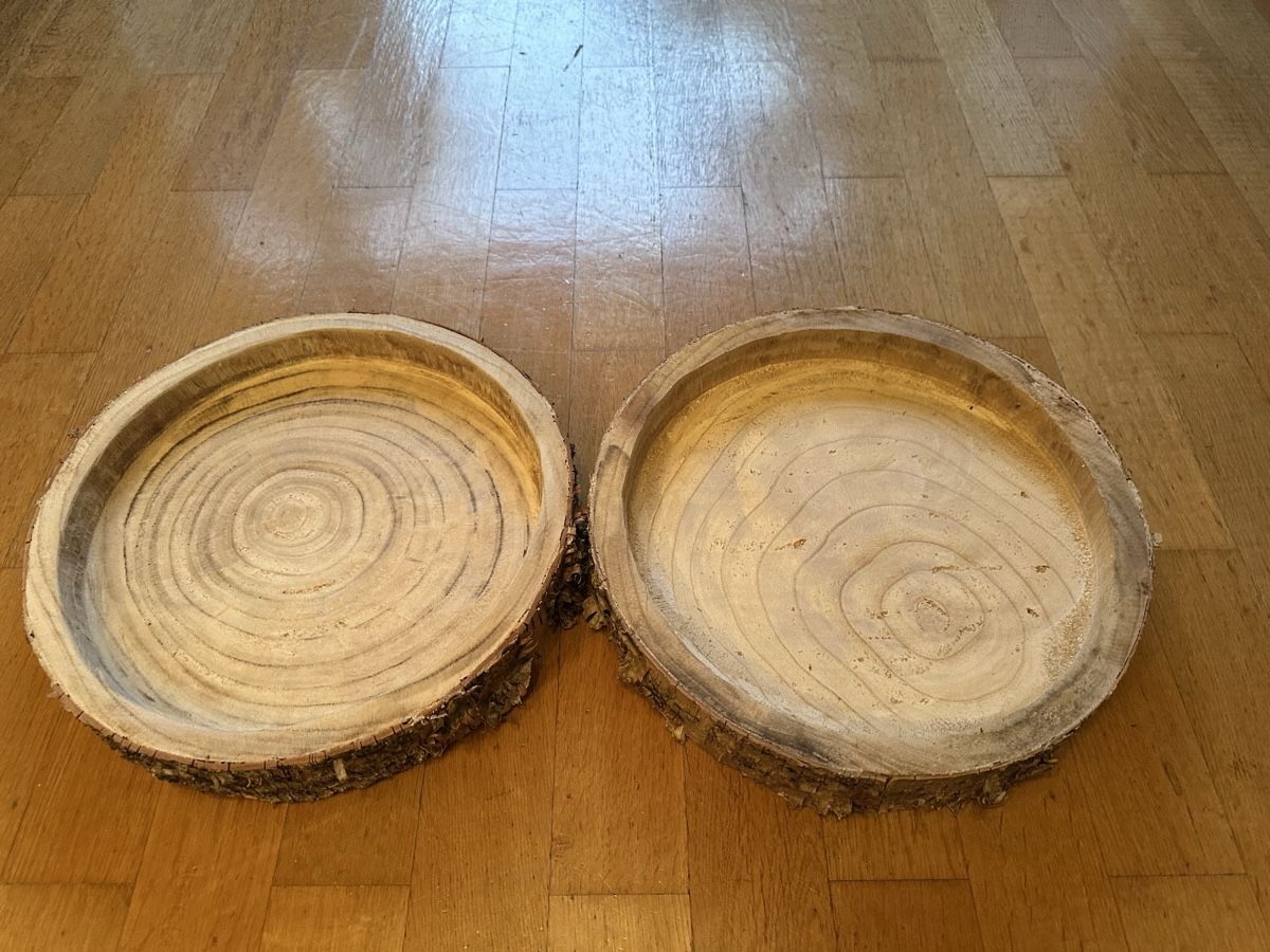 Tutte le decorazioni: Deko Holz Teller 34cm 2 Stück  – Nuovo (secondo la descrizione) da Bern venduto da womiman