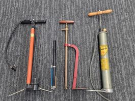 Diverse Velopumpen, Handpumpen, Wasserpumpe im Konvolut!