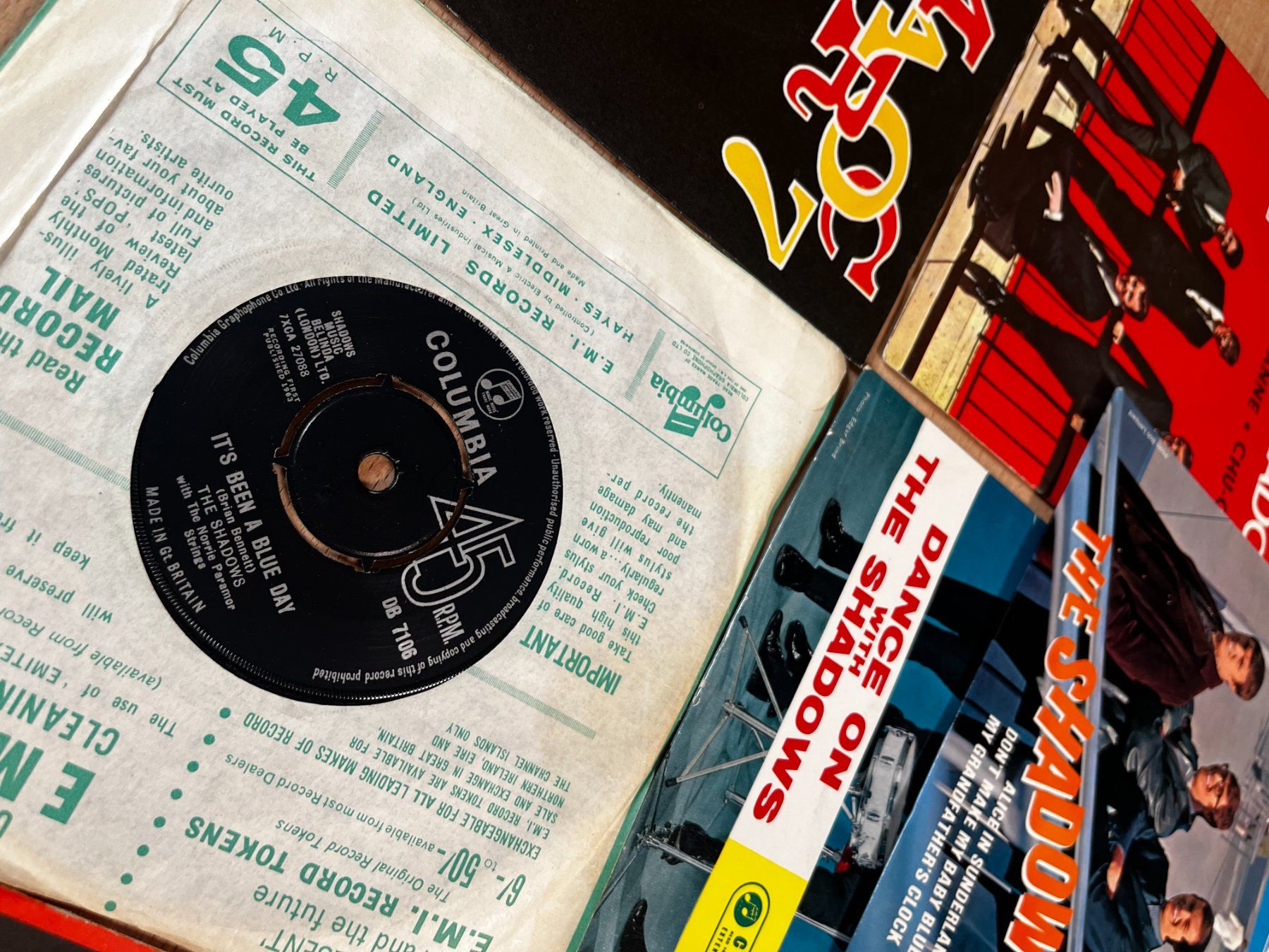 Dischi in vinile: The Shadows - 18 Singles Vinyl Sammlung – Usato da Zürich venduto da Allrounders 3