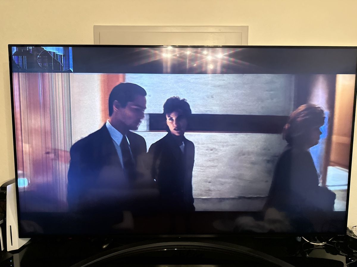 LG Televisori: Damaged 85 inch 4K Smart TV LG – Usato da Zürich venduto da dagobertluck 5