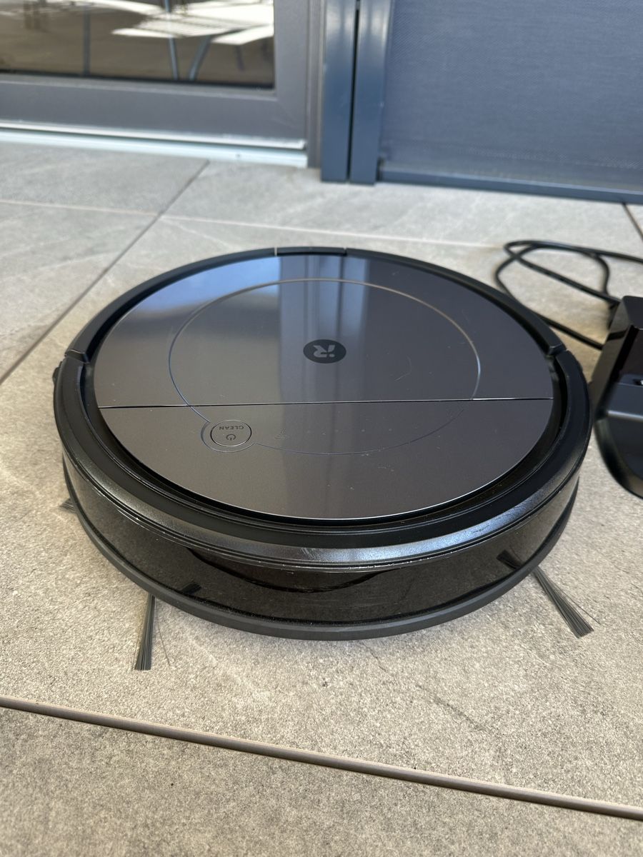 Irobot Staubsauger & Zubehör: Saugroboter iRobot Roomba Combo  / gebraucht – Gebraucht aus St. Gallen von Gino_03 1