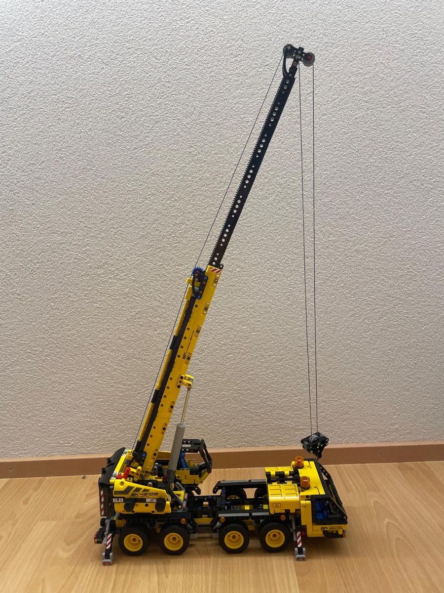 Lego Spielzeuge: Lego Technic Kran-LKW 42108 ab 1.- – Gebraucht aus Fischingen von black_flat6