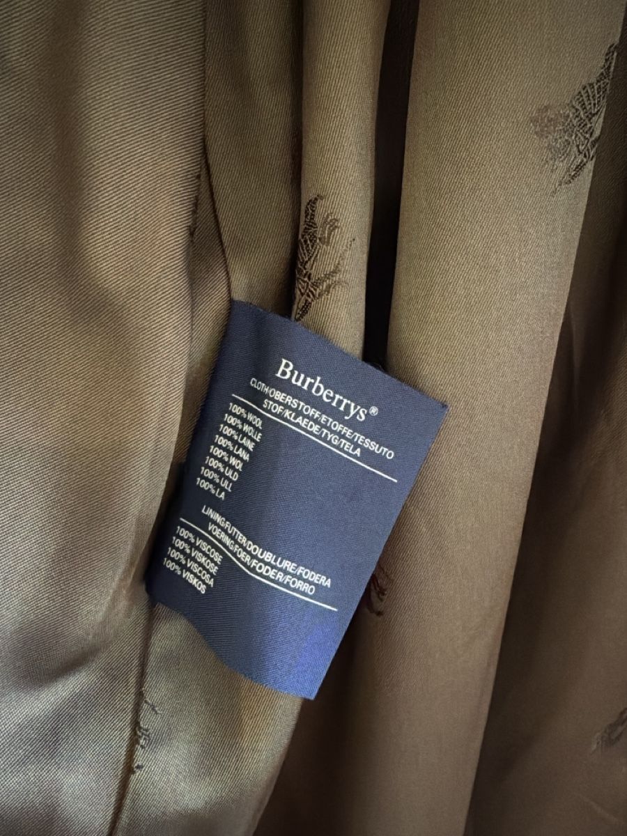 Burberry Mäntel: Burberry coat 100% wool – Neu (gemäss Beschreibung) aus Hausen AG von nik_9sg2 2