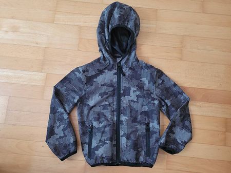 neue Windjacke Grösse  110/116 von Campus