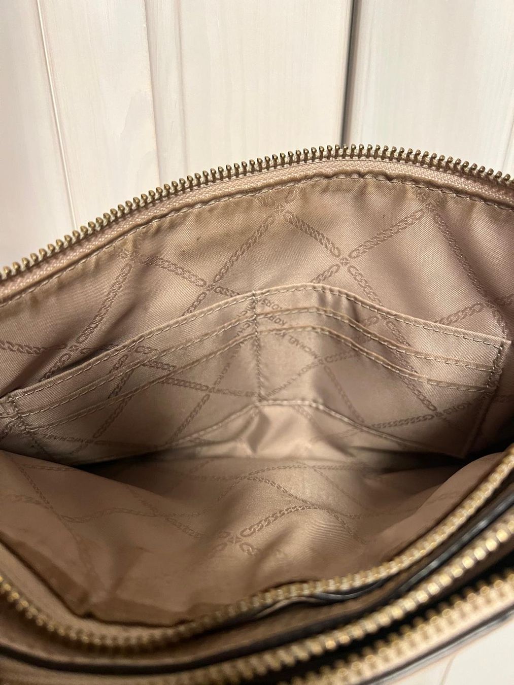 Michael Kors Sacs femmes: Michael Kors Umhängetasche – D'occasion à Muhen par lau_7wcq 3