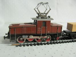 Antike Rangierlok H0 Märklin DB E 3/3 Rot mit 2 Güterwagen