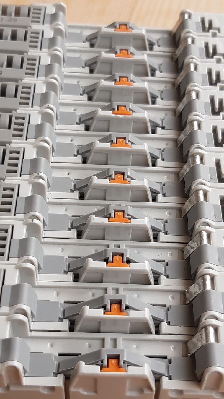 Beckhoff Componenti elettronici: 10er Pack Beckhoff EL1008, 8 DI, neu – Nuovo (secondo la descrizione) da Oey venduto da Parkplatzbrocki 2