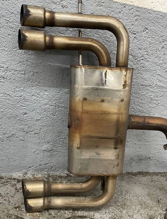 Sportauspuffanlage Edelstahl Bastuck für VW Golf 5 und 6 3
